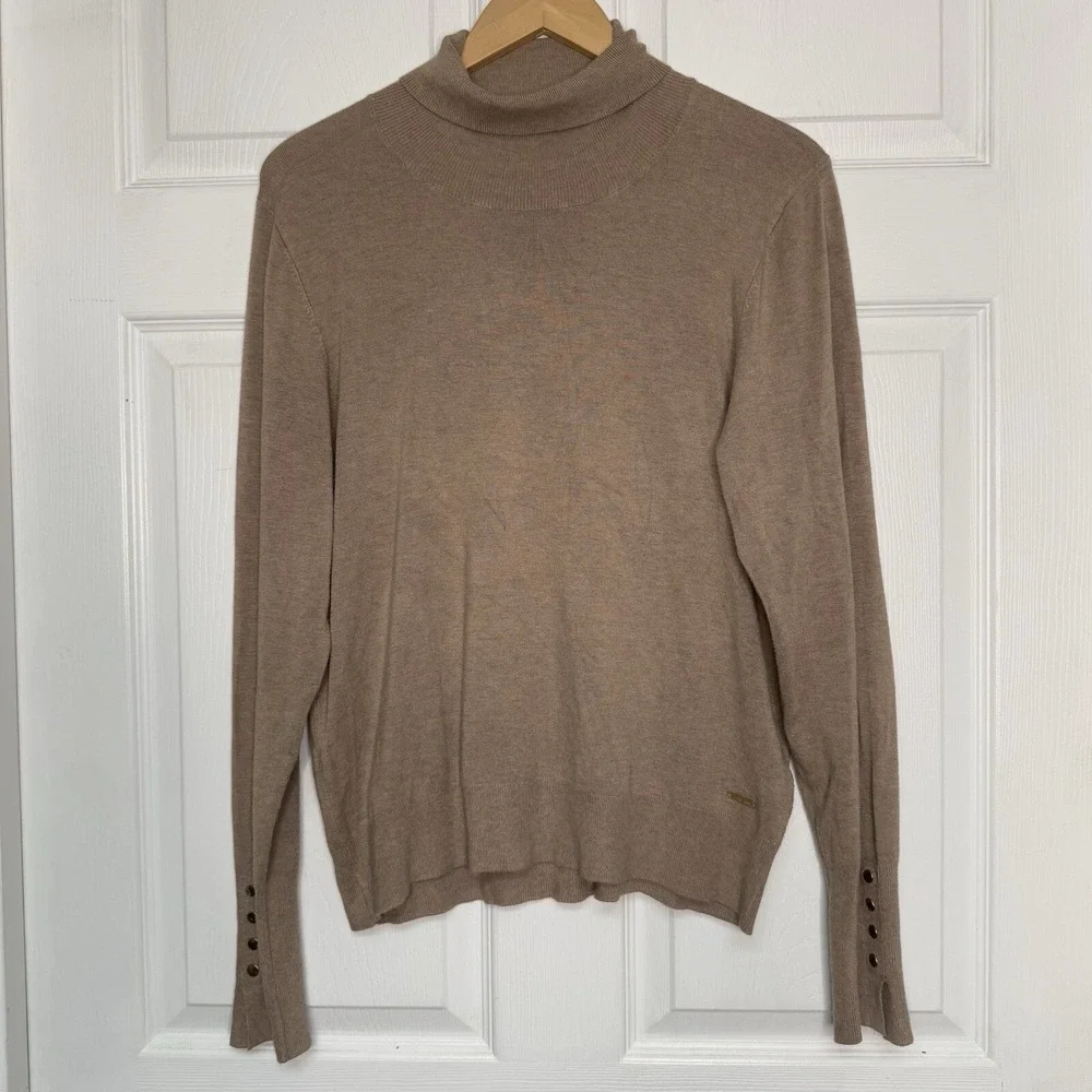 Tahari Sweater Women XL Tan/Brown Turtleneck Lightweight Gold Button Minimalist
